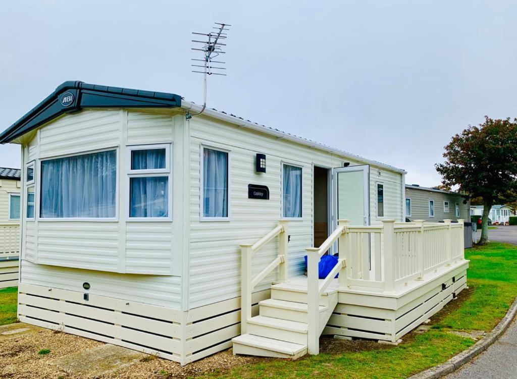 Shorefield Country Park, Where The New Forest Meets The Sea, Passes For All Entertainment Included Milford on Sea Esterno foto